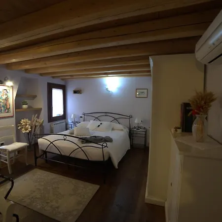 Casa Perla Bed & Breakfast *